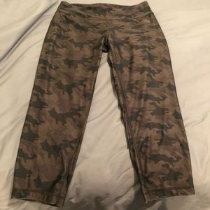 VOGO Athletica Camo Leggings